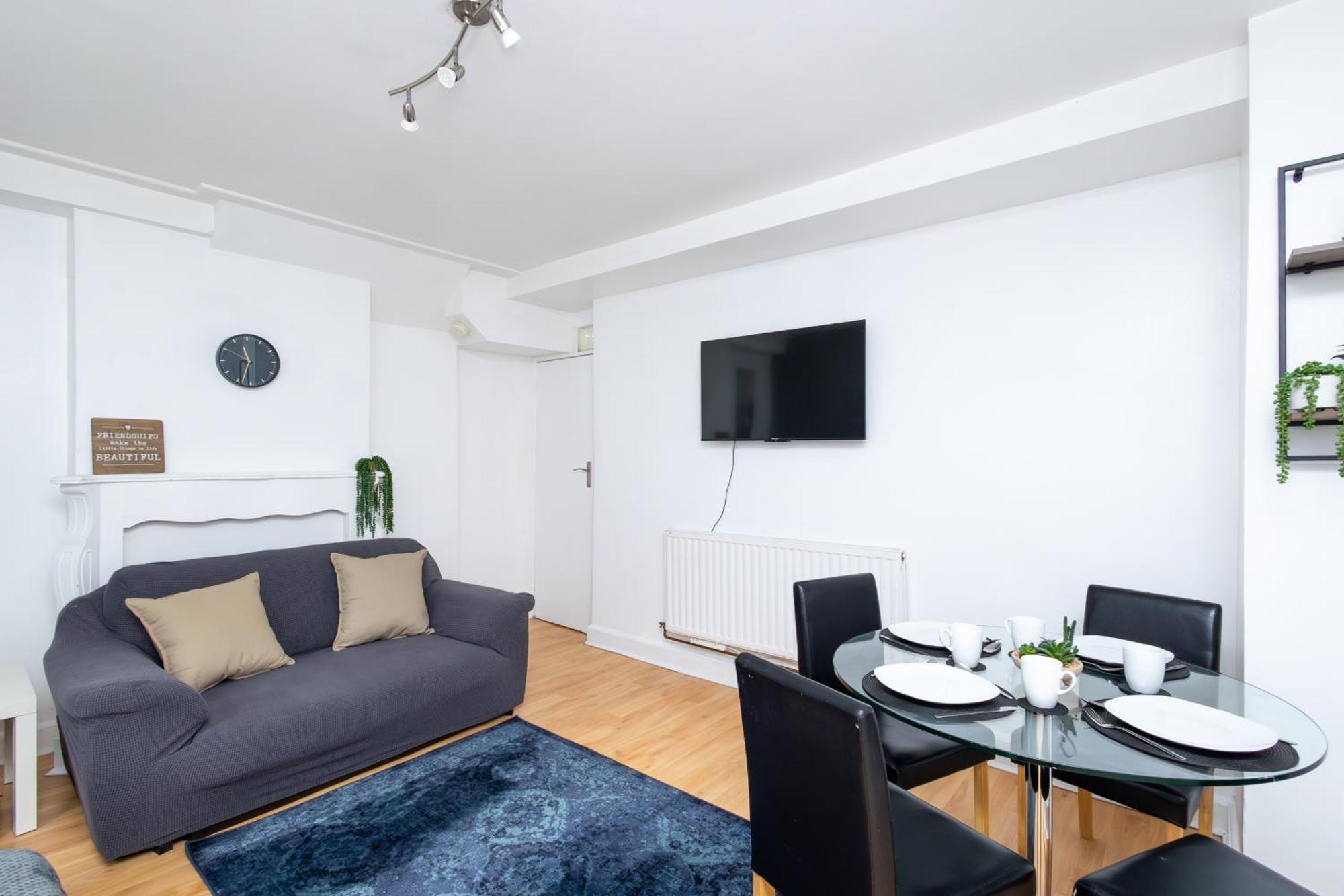 Spacious 3 Bedroom Ground Floor Apartment - 10 Mins From City Centre Leeds  Ngoại thất bức ảnh
